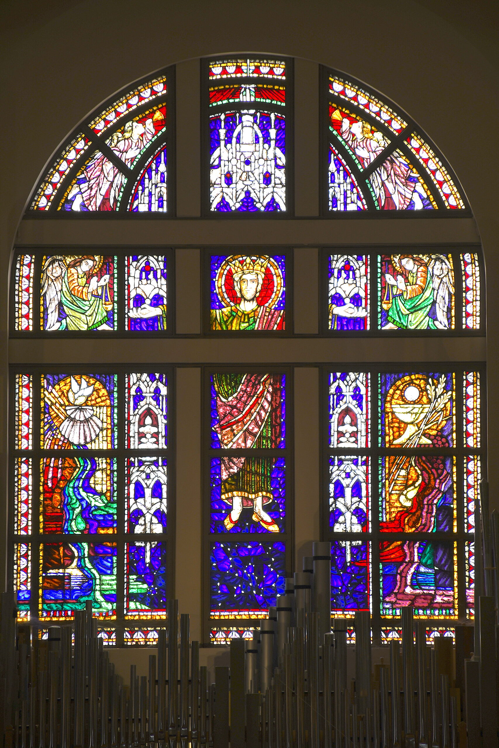 Stained Glass with Berghaus Pipe Organ - La Casa de Cristo Lutheran Church - Serve in the Altar Guild