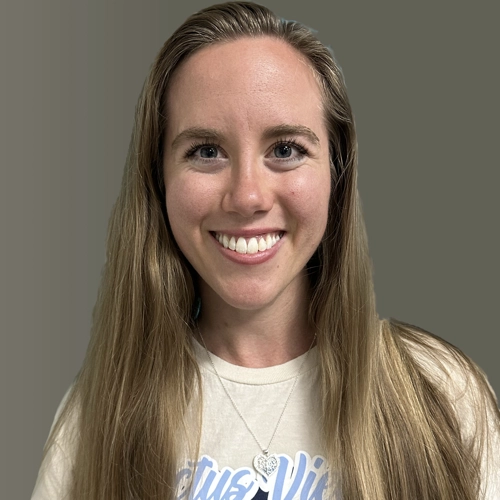 Merianna Snow-Roach Young Adults Leader at La Casa de Cristo